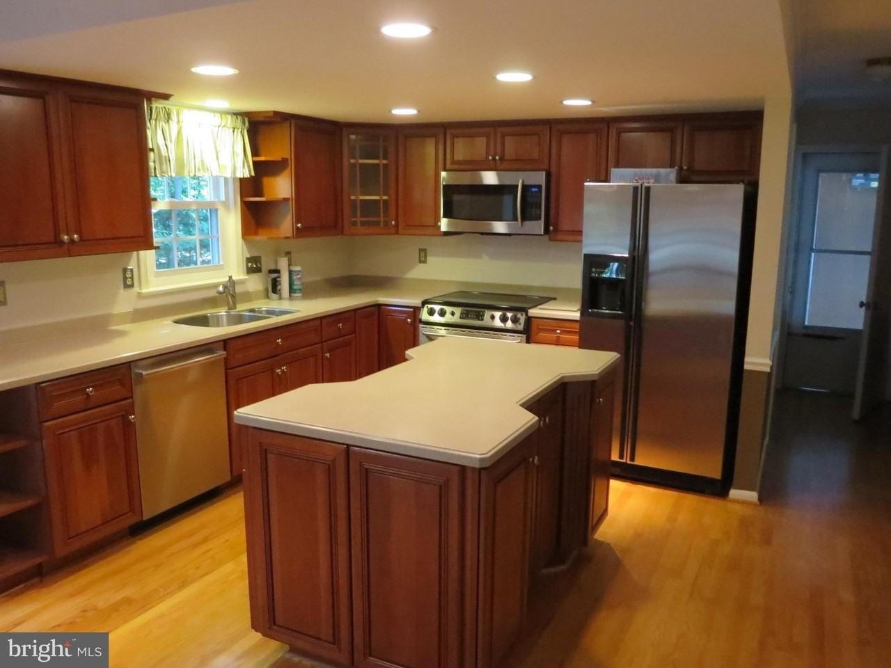 12729 Falcon Dr - Photo 2 of 20