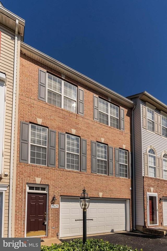 15675 William Bayliss Ct - Photo 2 of 39