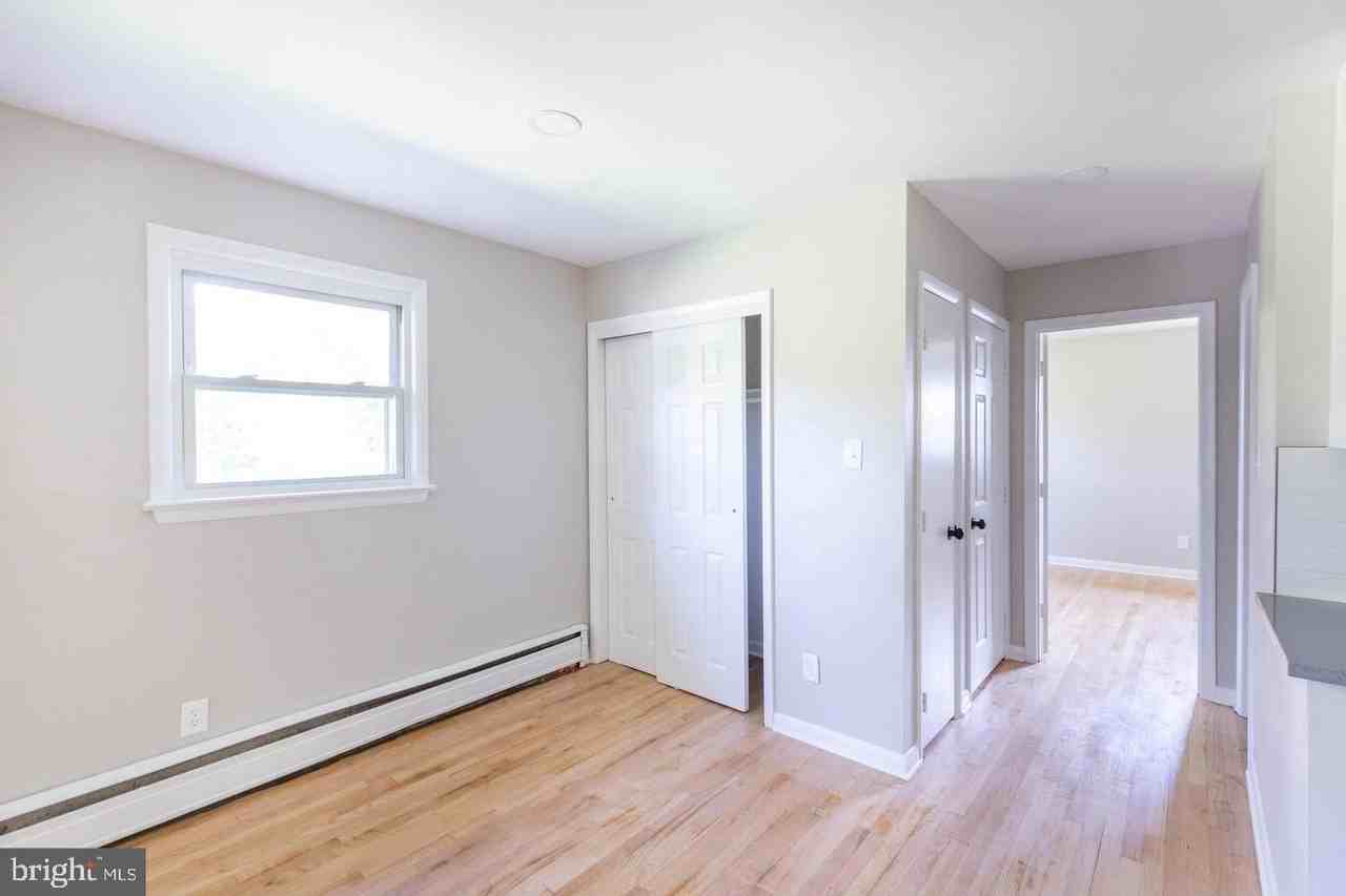 14698 Colchester Rd - Photo 6 of 15