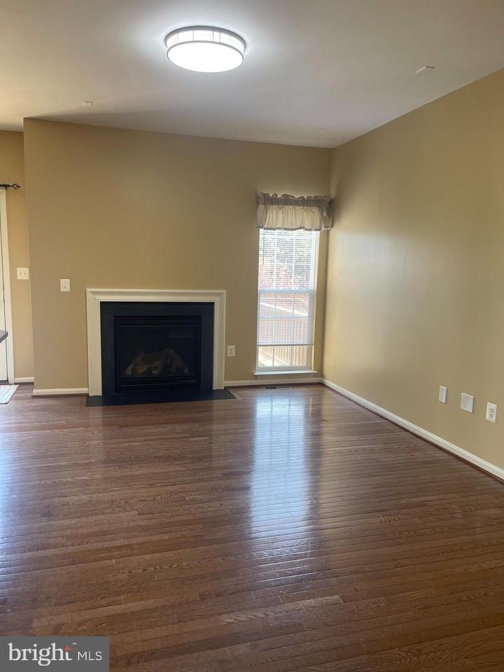 193 Oxbow Dr - Photo 5 of 14