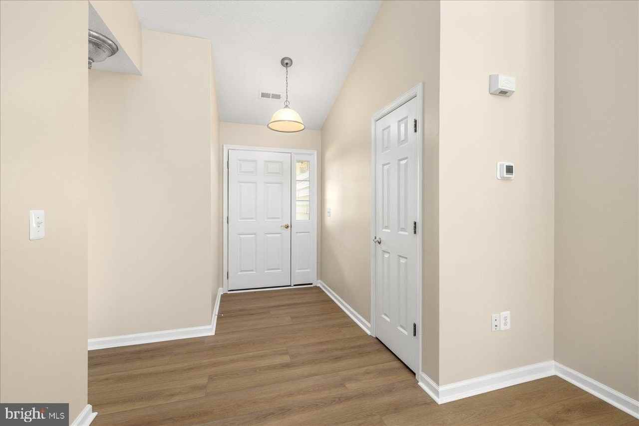 5703 Halifax Ct - Photo 7 of 22