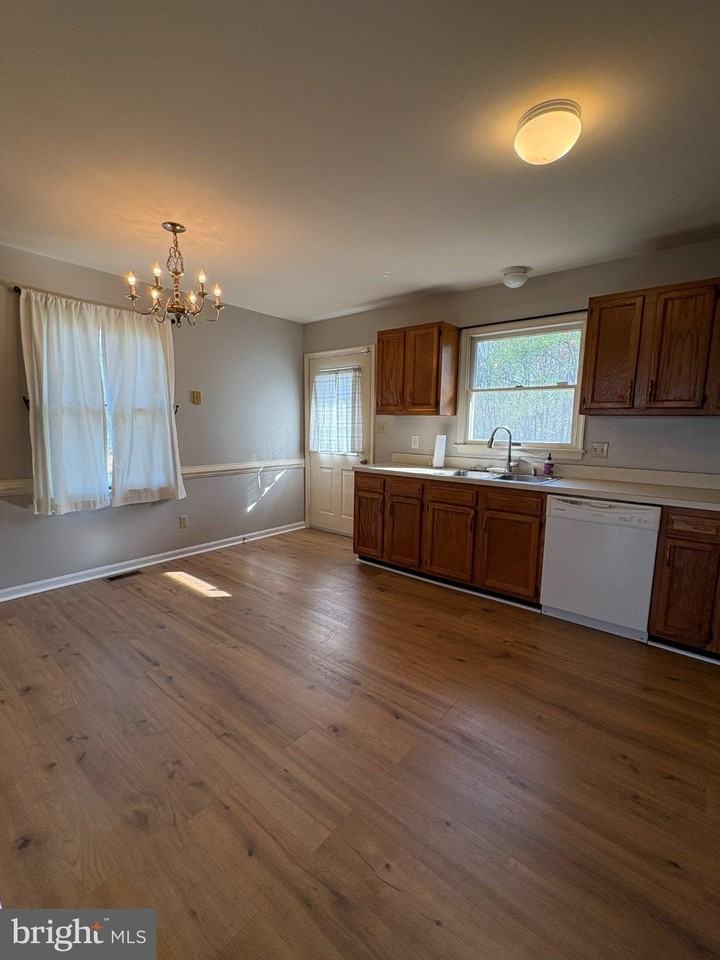 706 Shamrock Dr - Photo 7 of 24