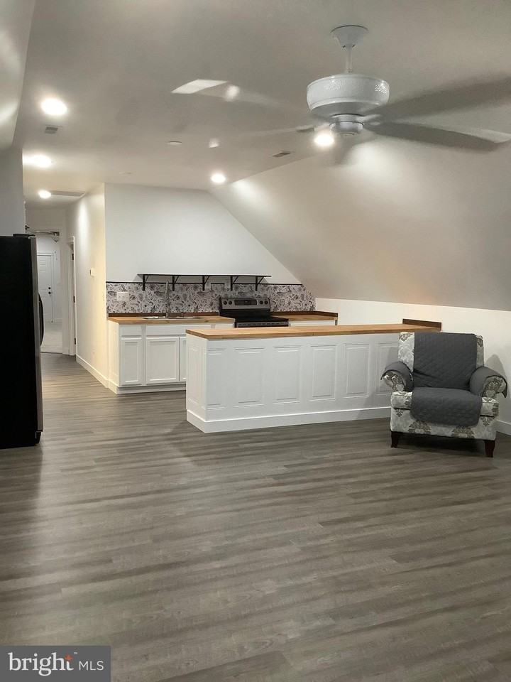 4748 Dickerson Rd - Photo 2 of 11