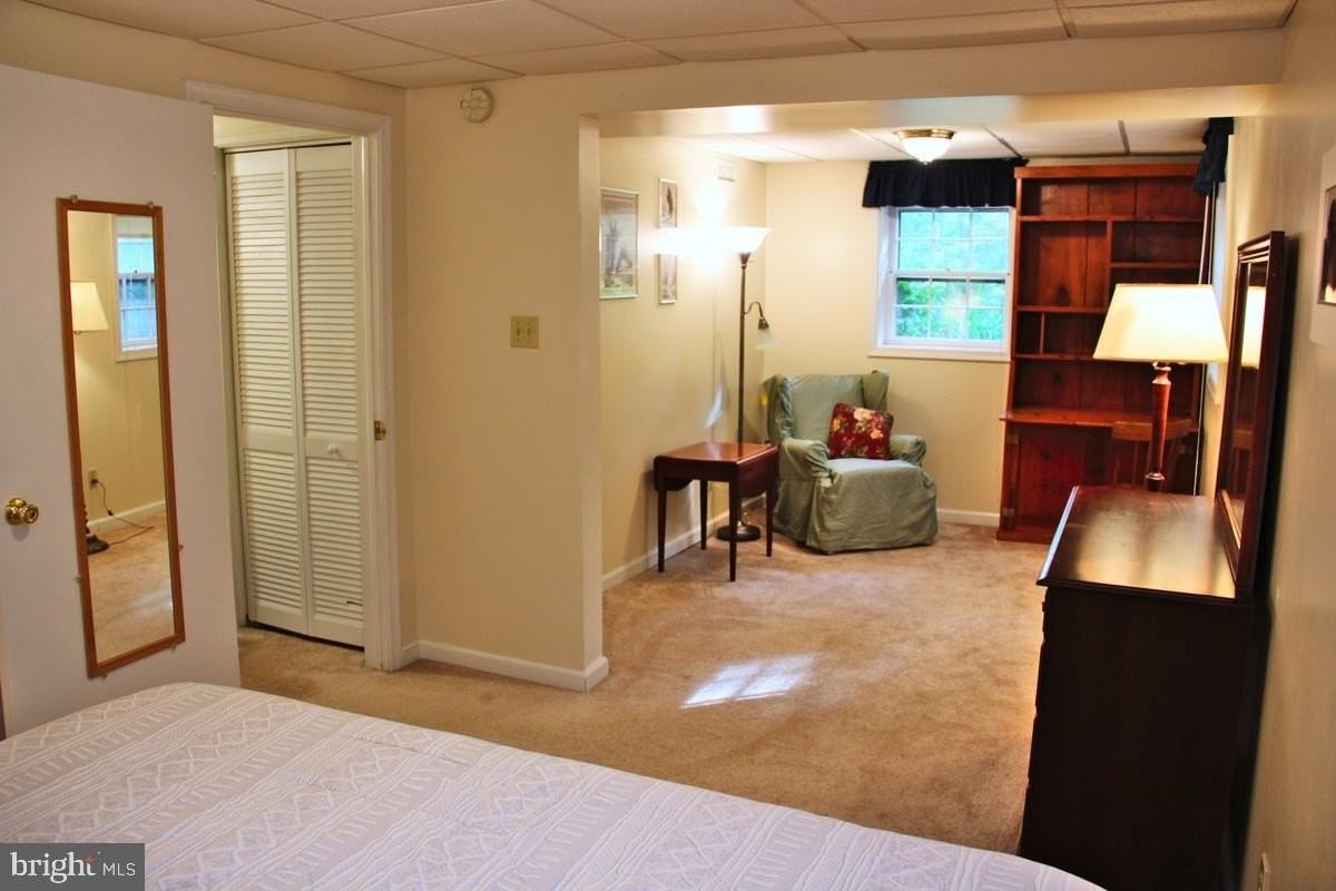 813 Spring Valley Dr Unit B - Photo 2 of 10