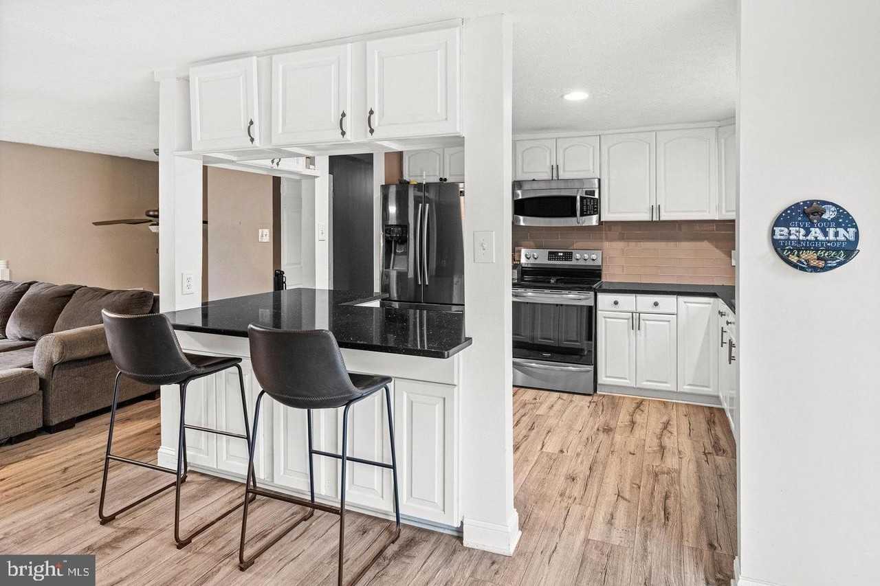 1005 Aquia Dr - Photo 5 of 26