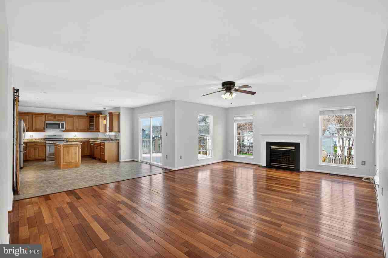 28 Basalt Dr - Photo 3 of 24