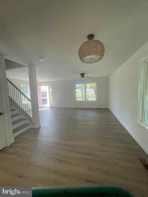 512 Livingstone St - Photo 5 of 39