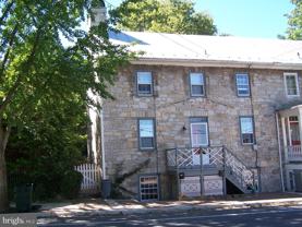 403-APT. A BRADDOCK Street S unit: Apt A - Photo 1 of 1