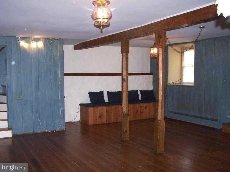 403-APT. A BRADDOCK Street S unit: Apt A - Photo 6 of 15