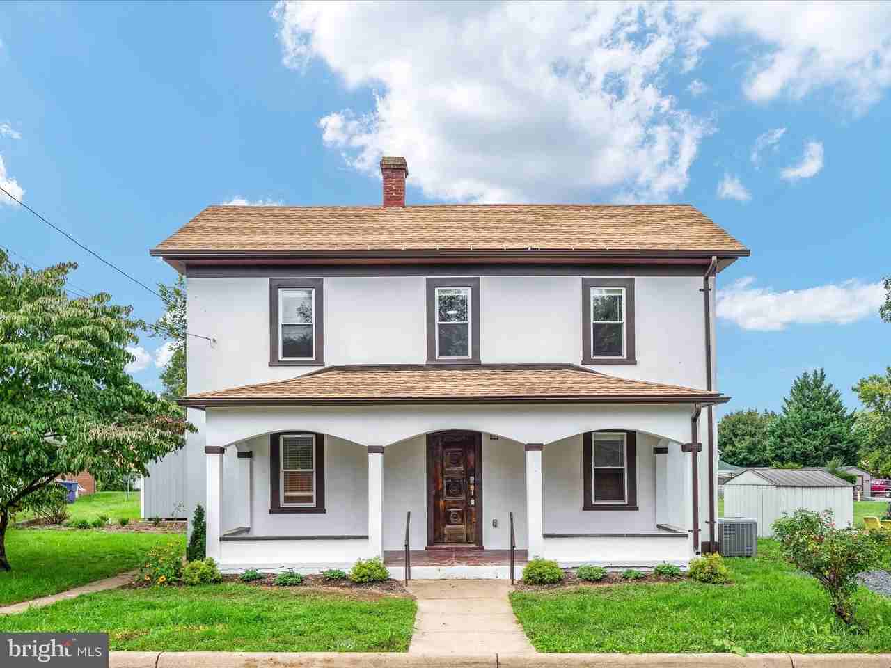 323 Osage St - Photo 2 of 21