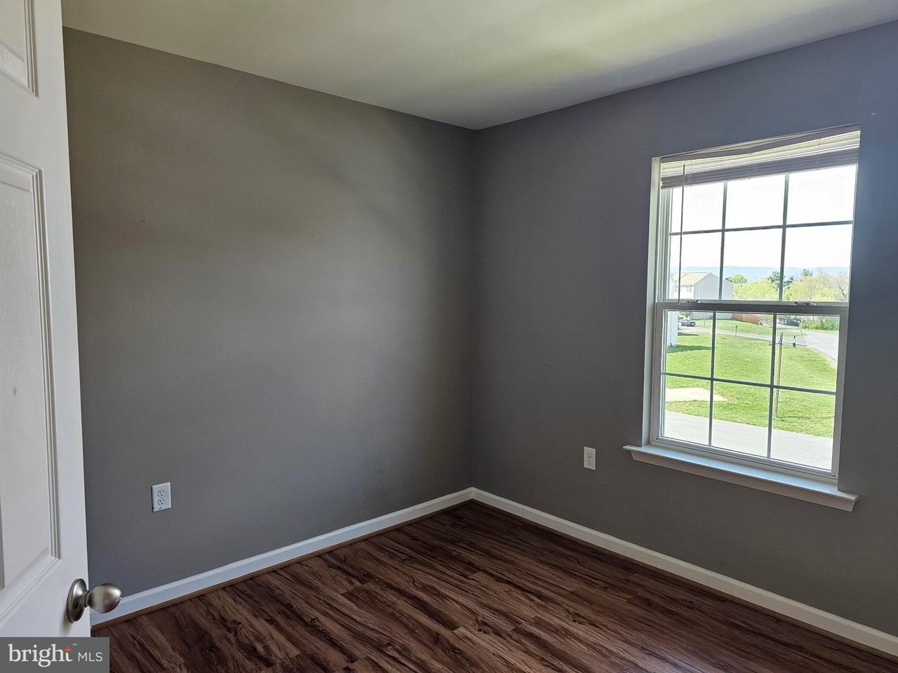 136 Checko Ct - Photo 5 of 22