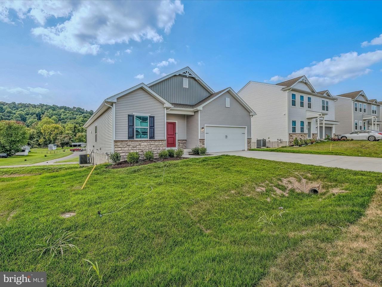 290 Scoter Rd - Photo 4 of 44