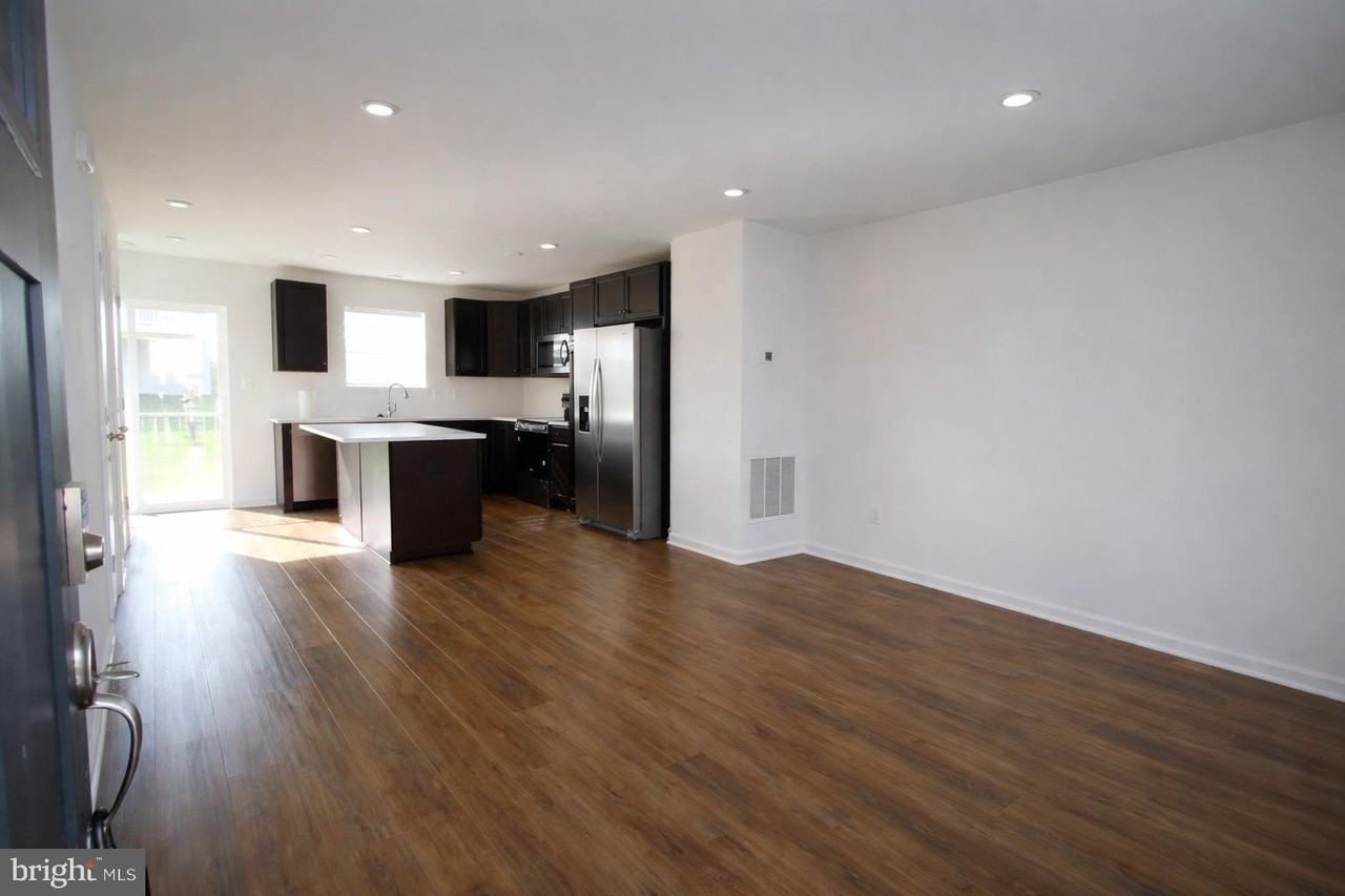 117 Wythe Way - Photo 3 of 13