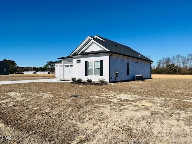 201 E Sillinger Dr - Photo 3 of 18