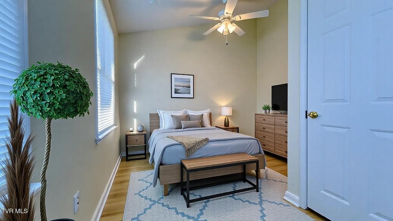 801 Magnolia Ext Apt 5 - Photo 6 of 10