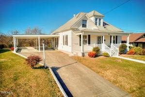 featured image of 1624 Edgemont Ave