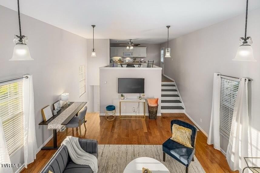 3224 Knob Creek Rd - Photo 5 of 13