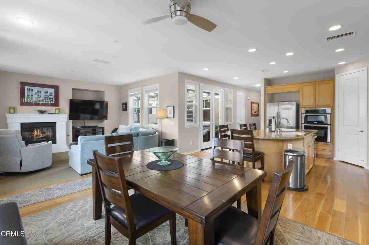 1423 Caspian Way - Photo 3 of 43