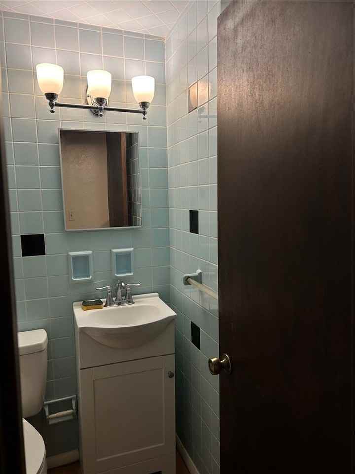 135 Union St - Photo 2 of 6