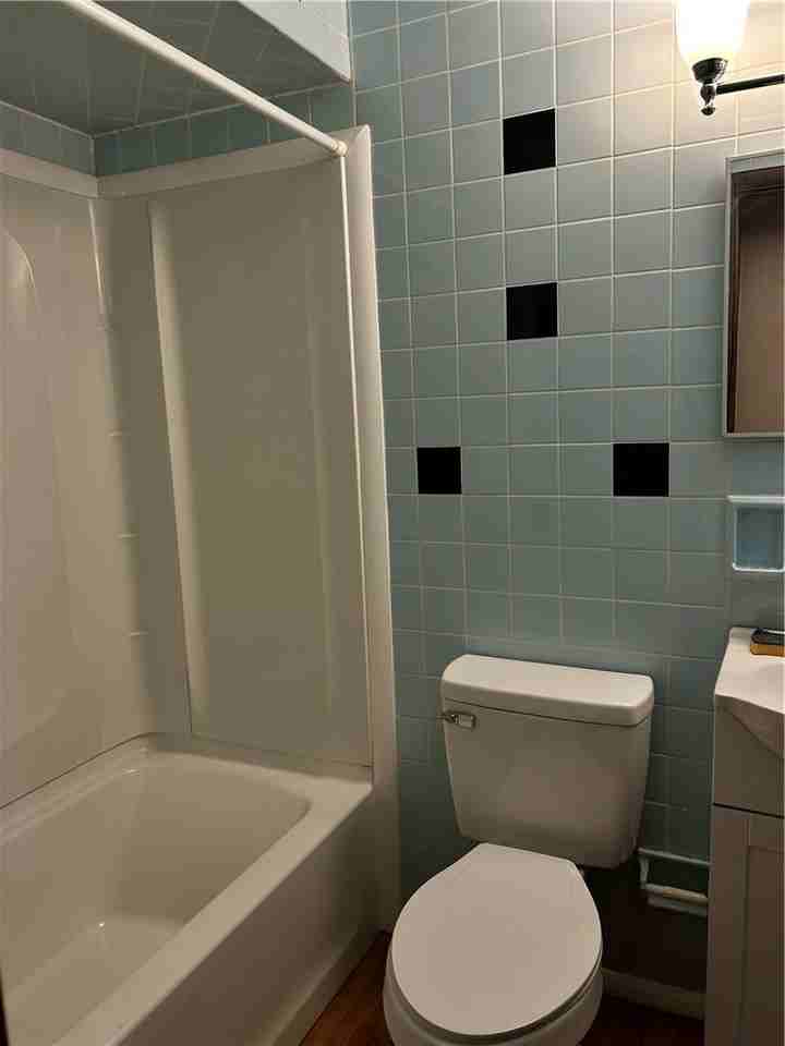 135 Union St - Photo 3 of 6