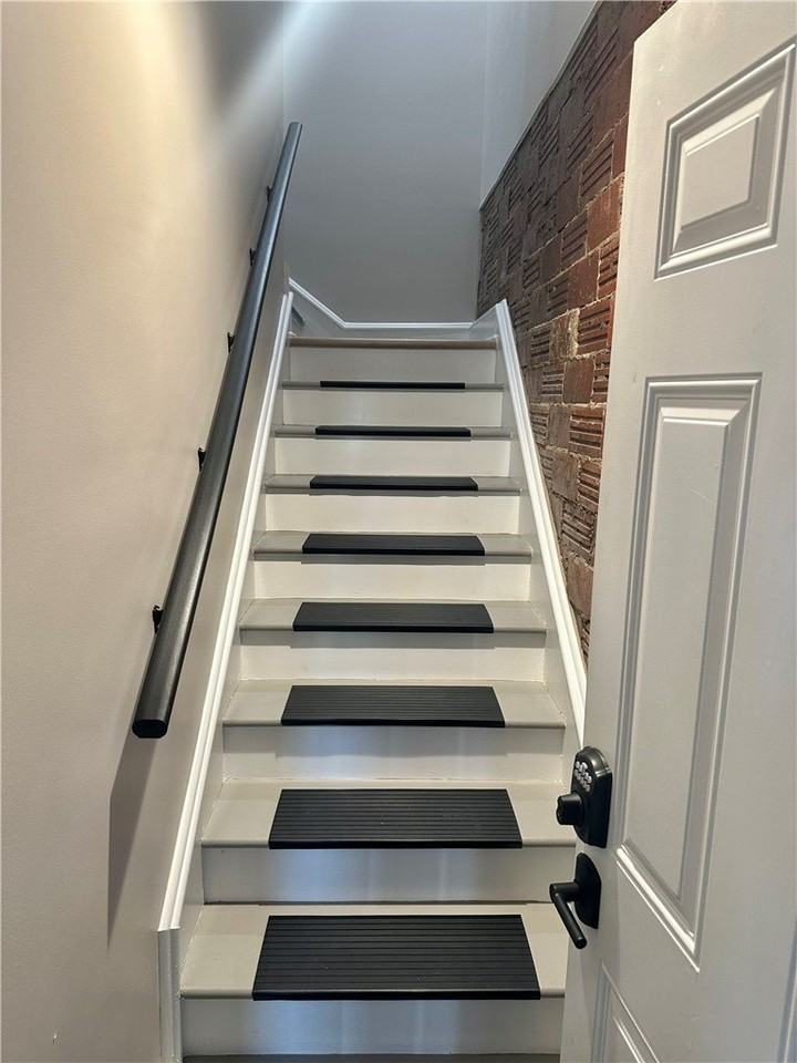 197 W Main St #2 - Photo 3 of 13