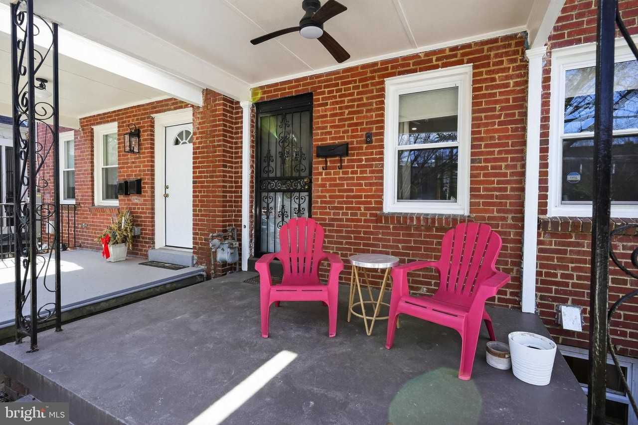 32 Farragut Pl Nw - Photo 2 of 35