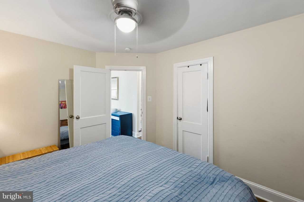 12 W 5th St - Photo 7 of 32