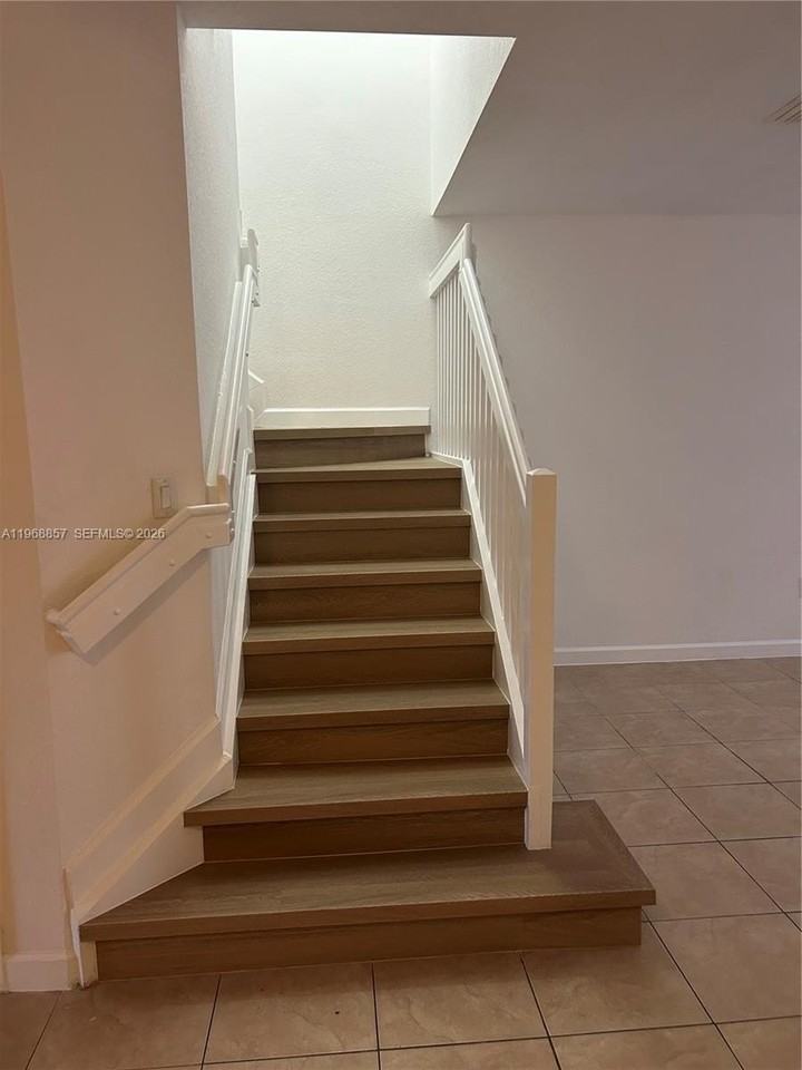 12442 Emerald Creek Mnr #12442 - Photo 5 of 21