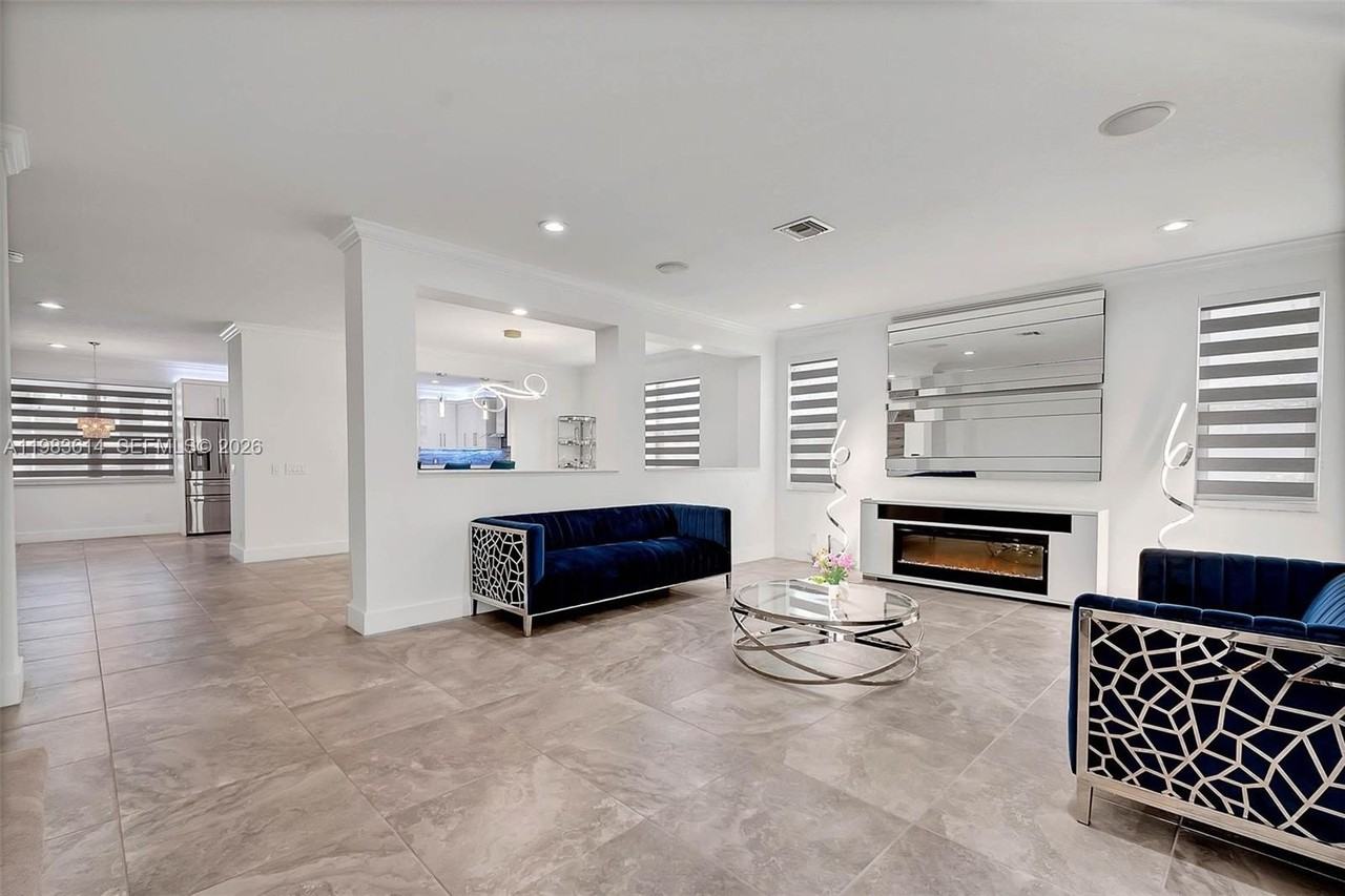 2354 Quail Roost Dr - Photo 5 of 43