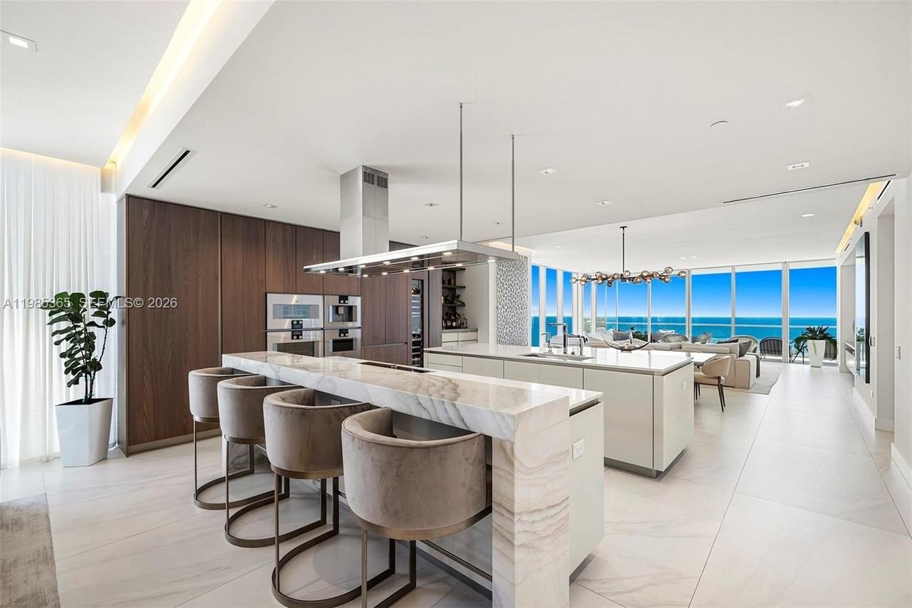 18501 Collins Ave #3901 - Photo 7 of 29