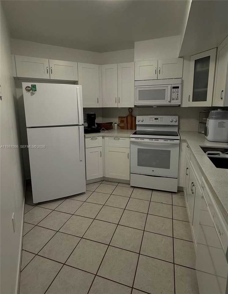 9437 Fontainebleau Blvd #110-16 - Photo 5 of 16