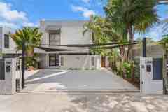 3145 Virginia St #4 - Photo 1 of 1