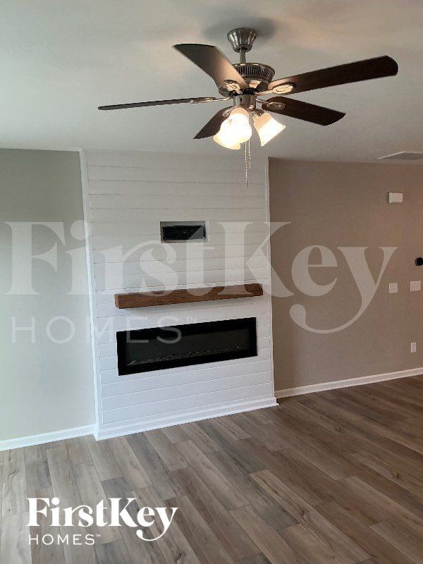 2527 Lorelei Ter - Photo 2 of 10