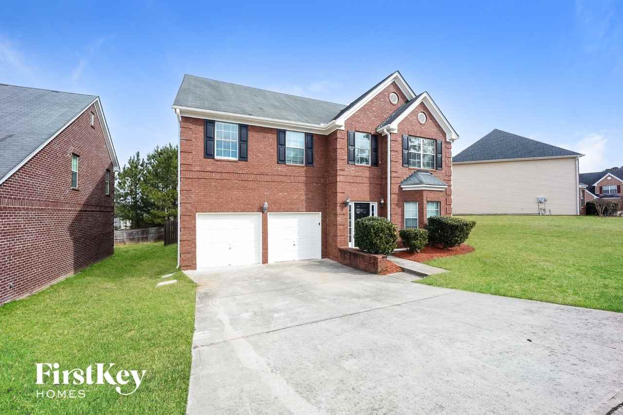 855 Chapman St - Photo 2 of 15