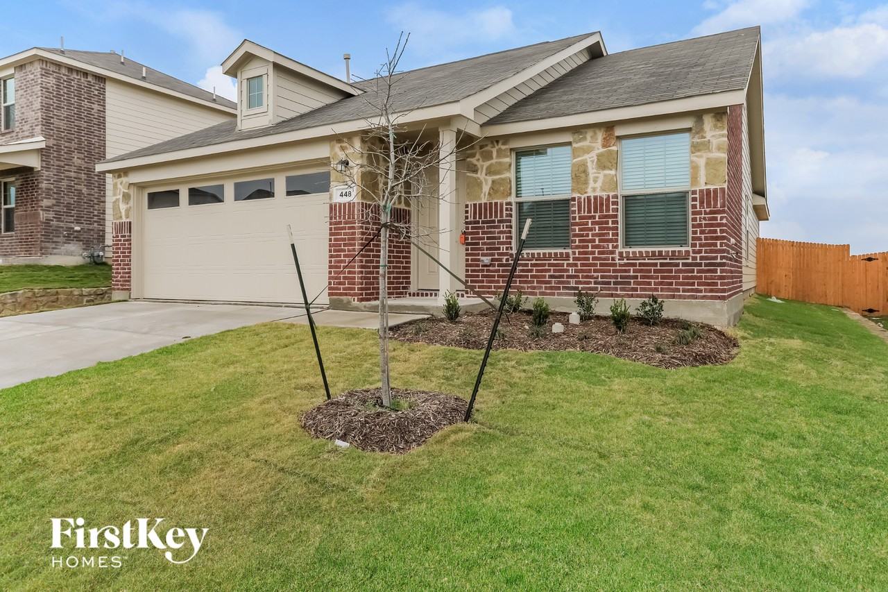 448 Frio Pass Trl - Photo 2 of 15