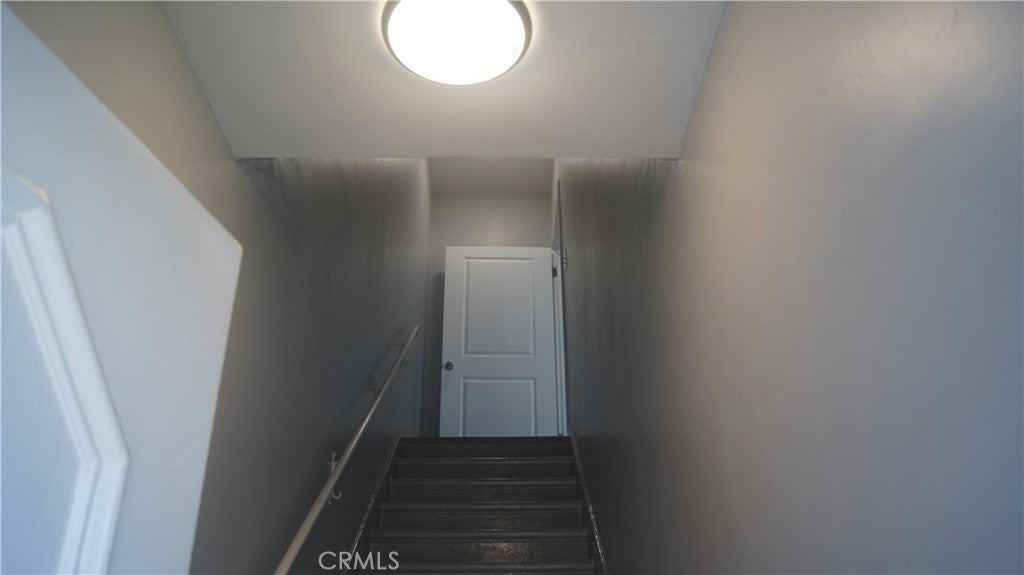 2830 W 3rd St - Photo 4 of 21