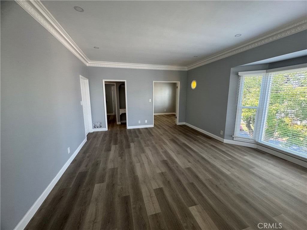 2830 W 3rd St - Photo 7 of 21