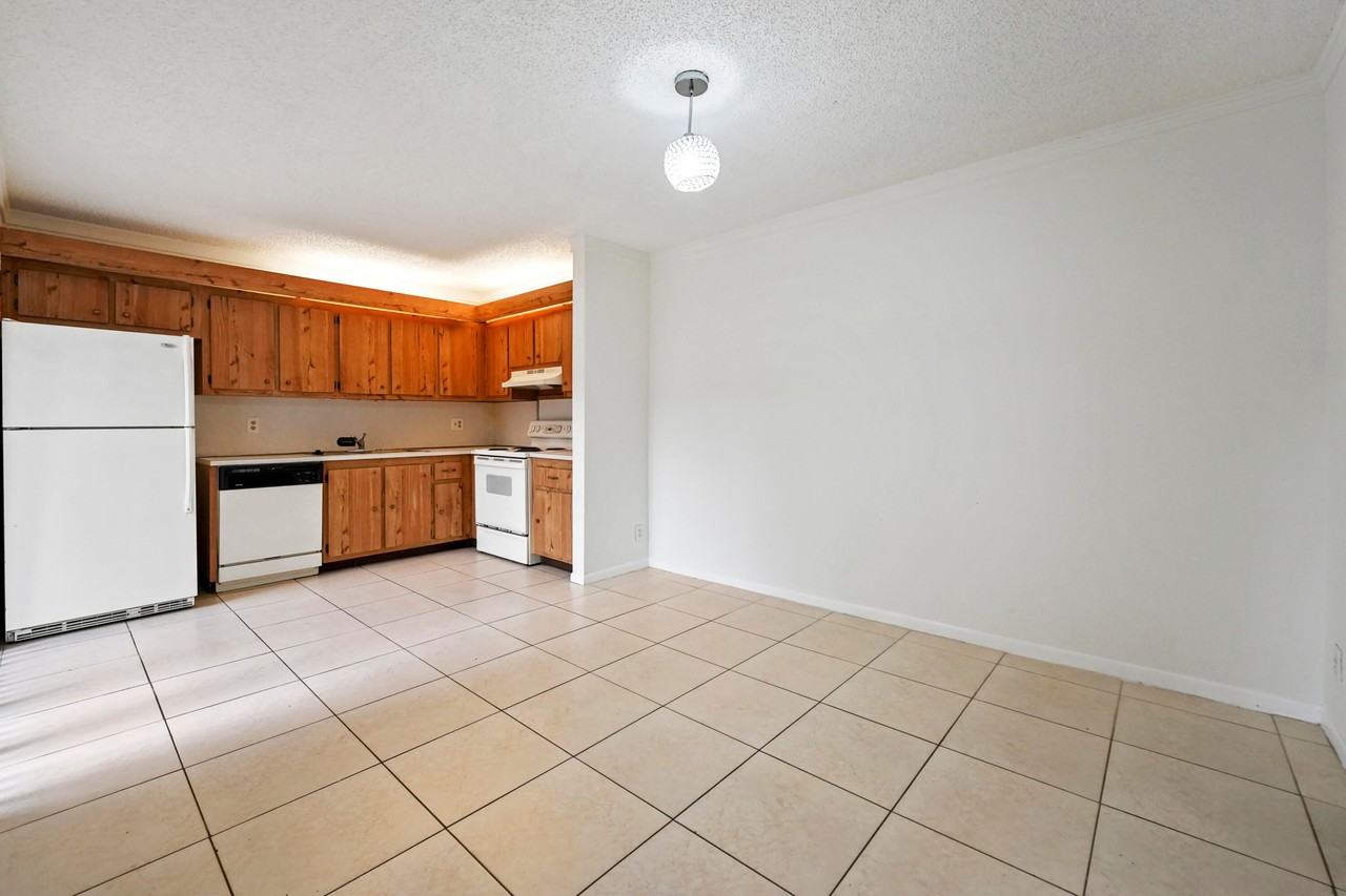 262 Woodland Rd - Photo 7 of 15