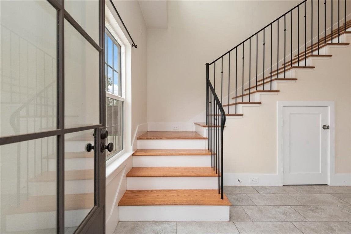 2202 Lynnfield St - Photo 6 of 31