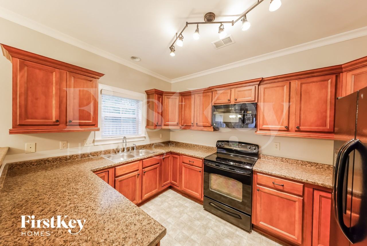 256 Kingston Cir - Photo 6 of 16