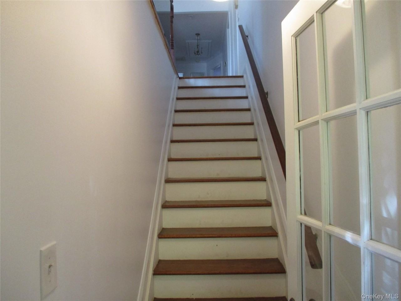 429 E Park Ave - Photo 4 of 30