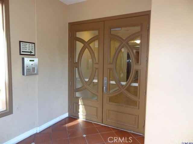 414 E Valencia Ave - Photo 5 of 28