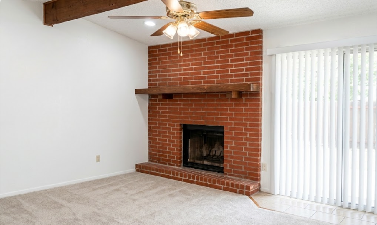 3906 Madison Dr - Photo 2 of 8