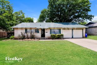 612 Mesa Dr - Photo 1 of 1