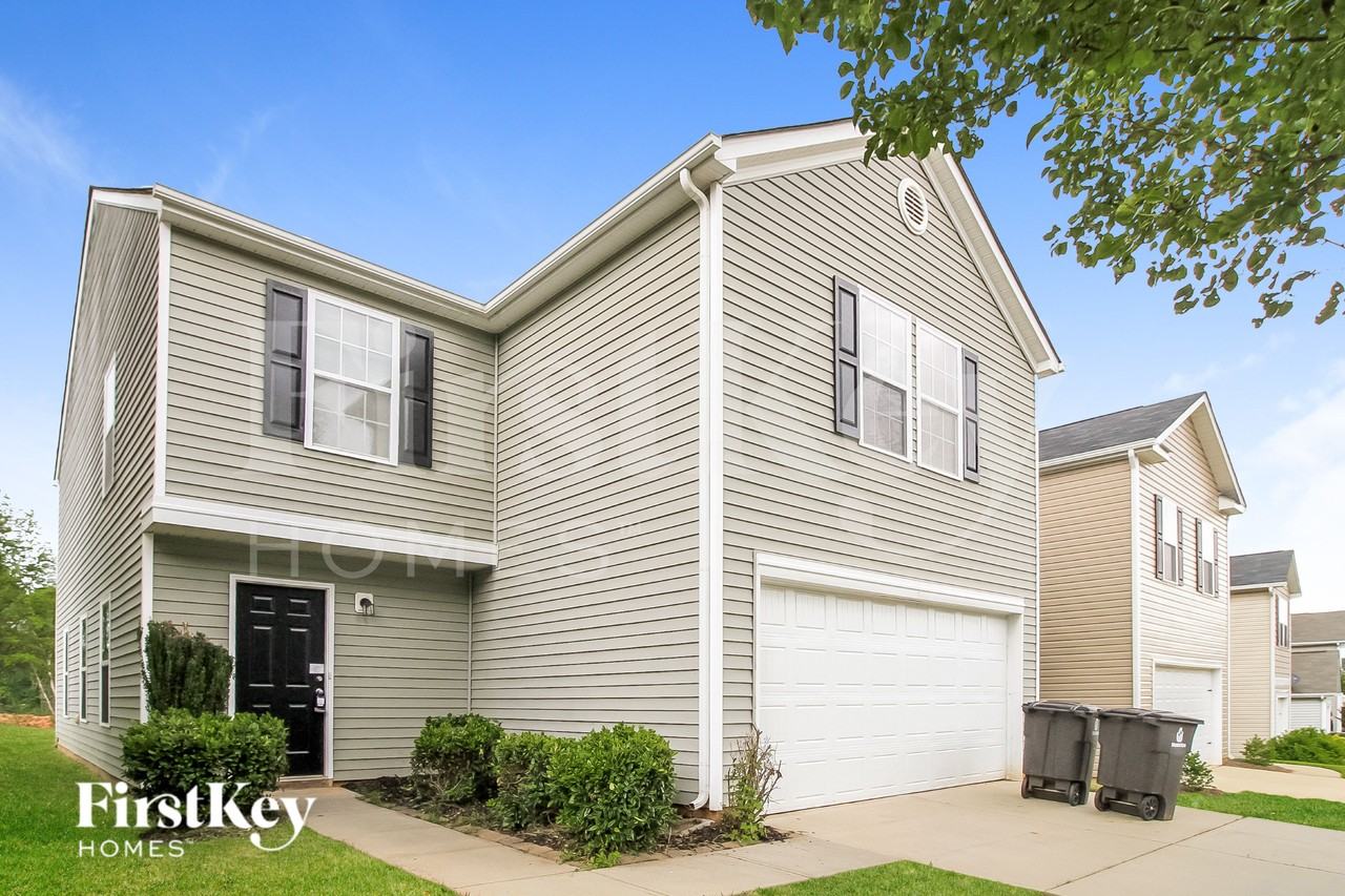 4300 Oak Pointe Dr - Photo 3 of 19