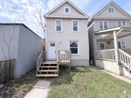 featured image of 11 Lincoln St