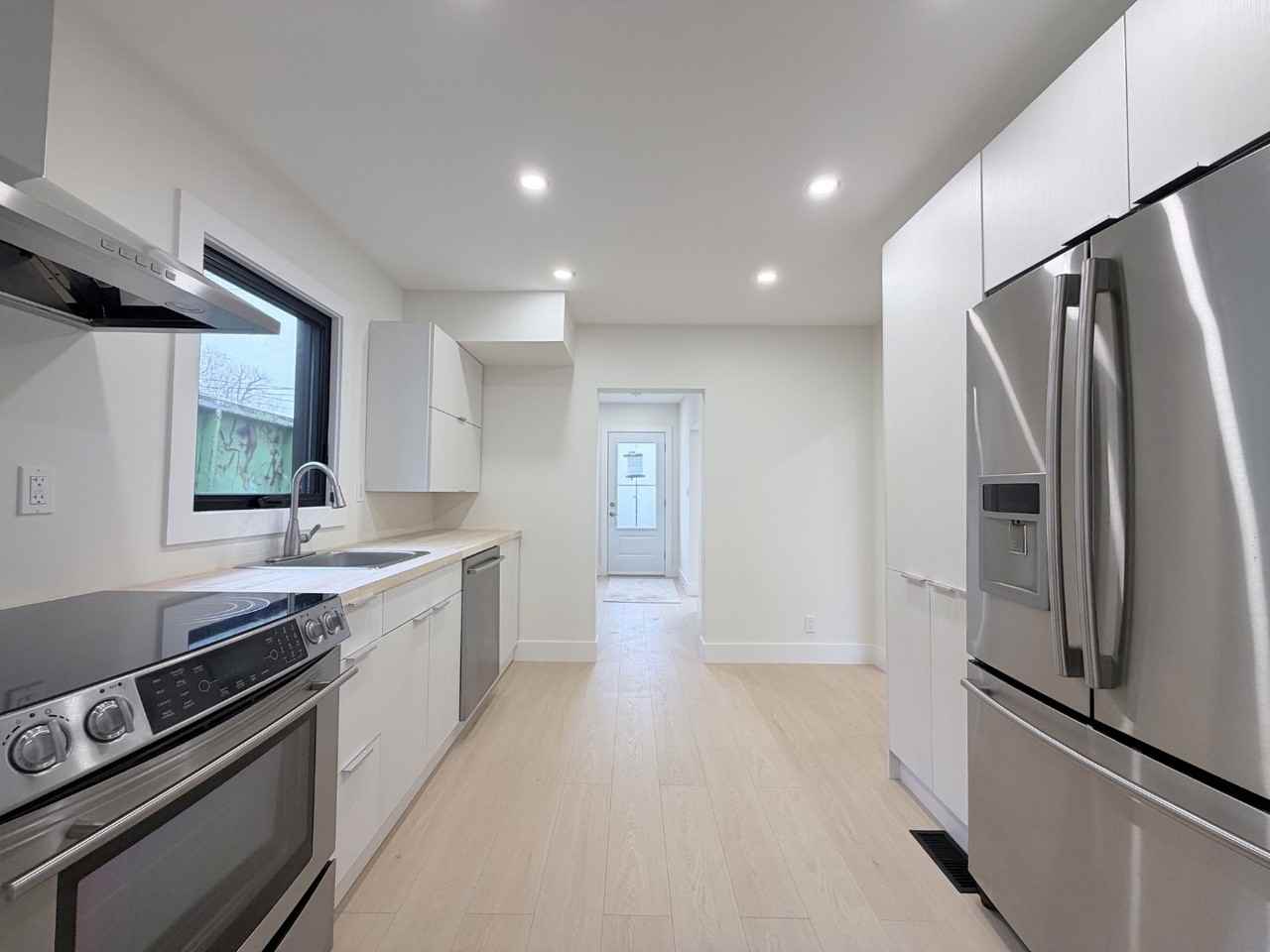 190 Fruitland Rd - Photo 4 of 32