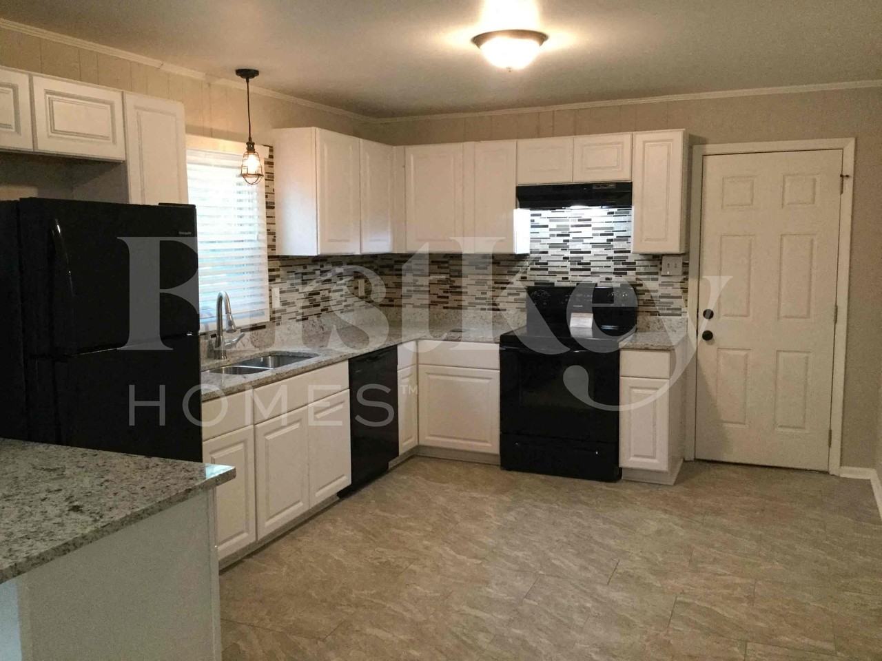 1760 Danrich Dr - Photo 4 of 11