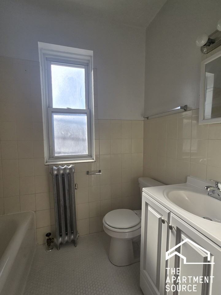 1145 W Morse Ave #103 - Photo 4 of 7