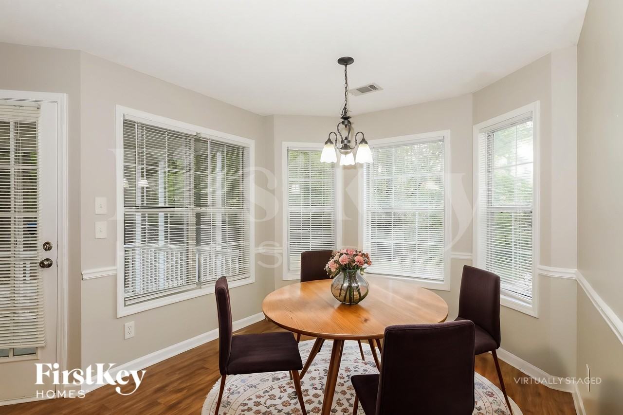 145 Garrison Chase - Photo 6 of 19